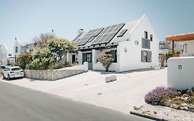 Gonana Studios & Villa